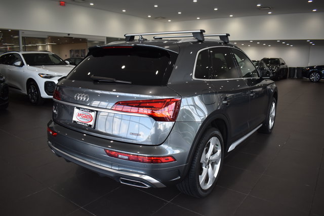 Used 2023 Audi Q5 2.0T Premium Plus w/ Premium Plus Package AWD/4WD image 7