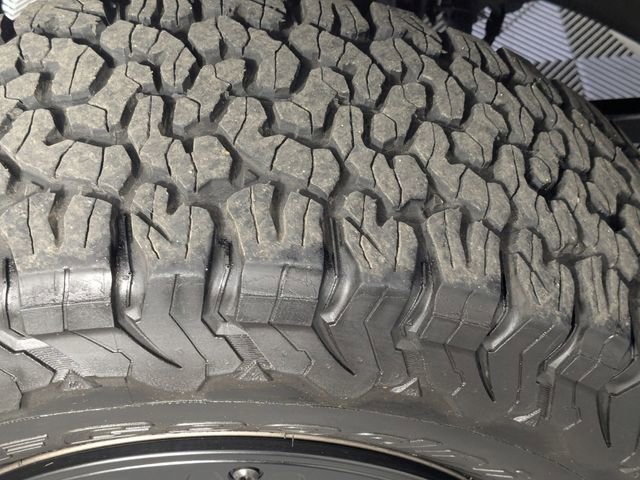 Used 2022 Jeep Wrangler Unlimited Rubicon w/ Trailer Tow Package image 9