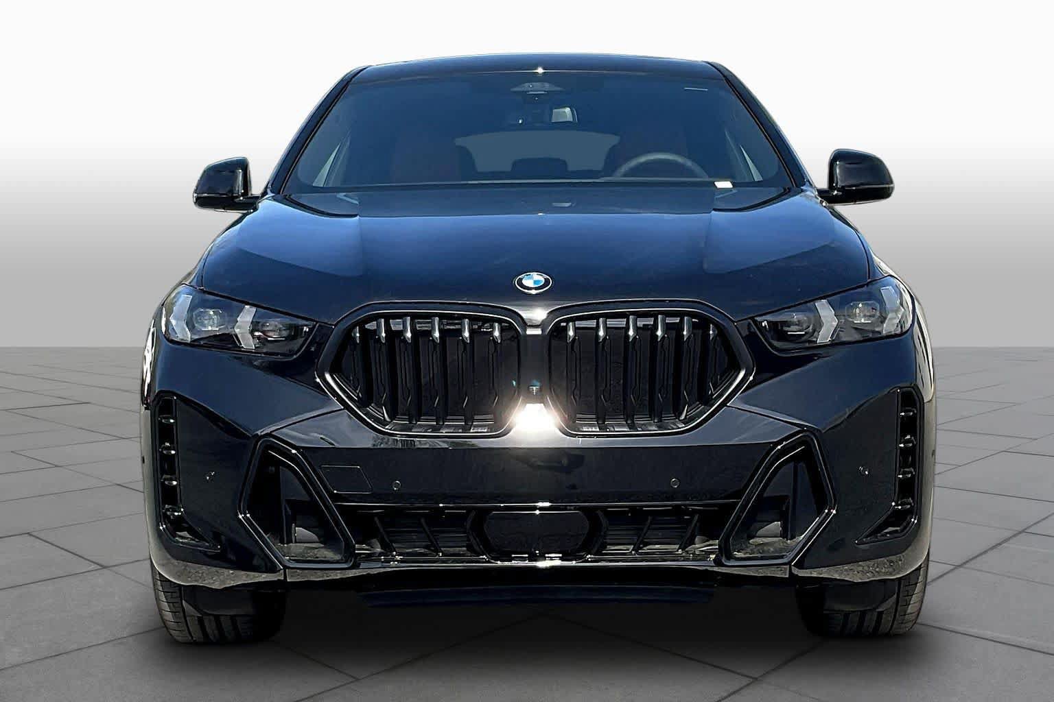 Used 2026 BMW X6 xDrive40i w/ Climate Comfort Package AWD/4WD image 3
