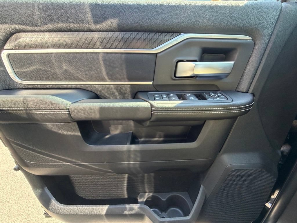 New 2026 RAM 2500 Big Horn AWD/4WD image 24