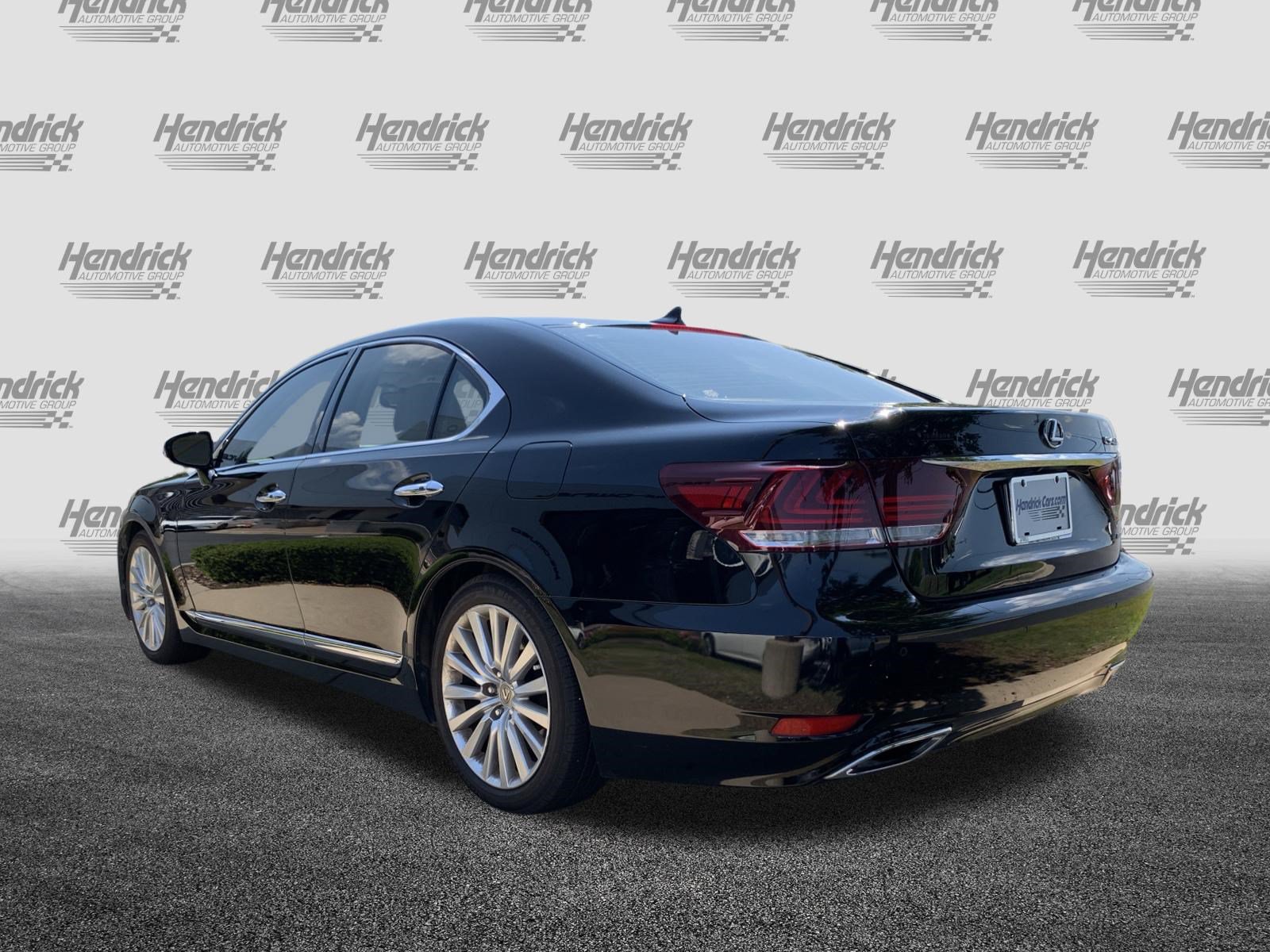 Used 2013 Lexus LS 460 AWD w/ Comfort Pkg image 8
