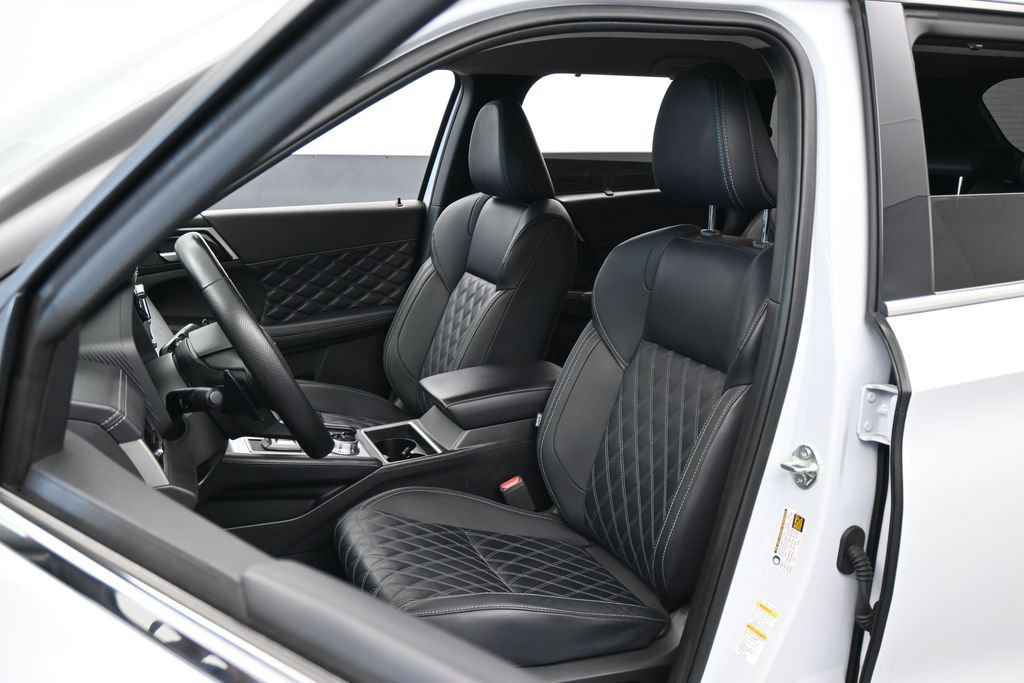 Used 2024 Mitsubishi Outlander SEL FWD image 10