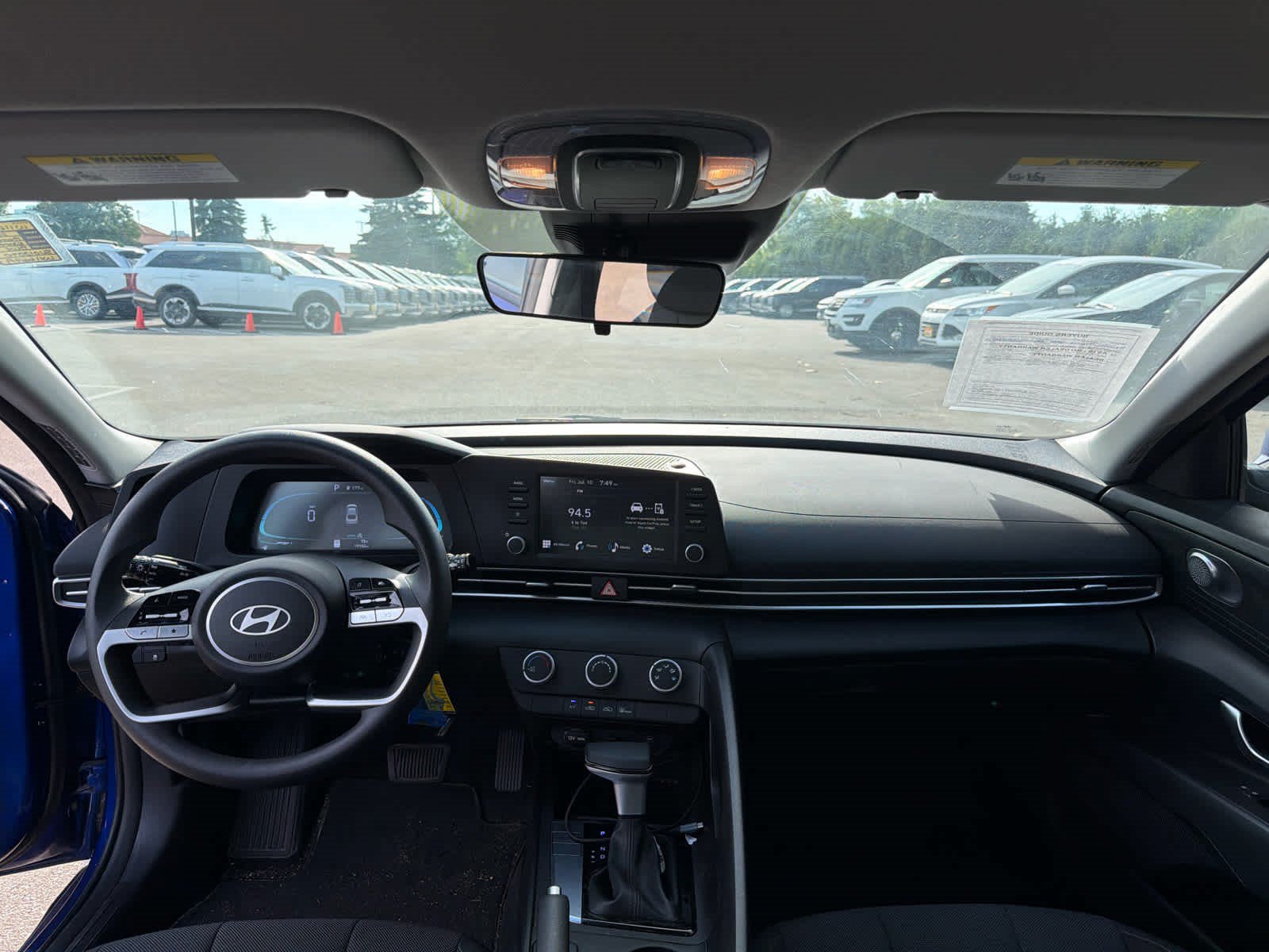 Certified 2025 Hyundai Elantra SE FWD image 7