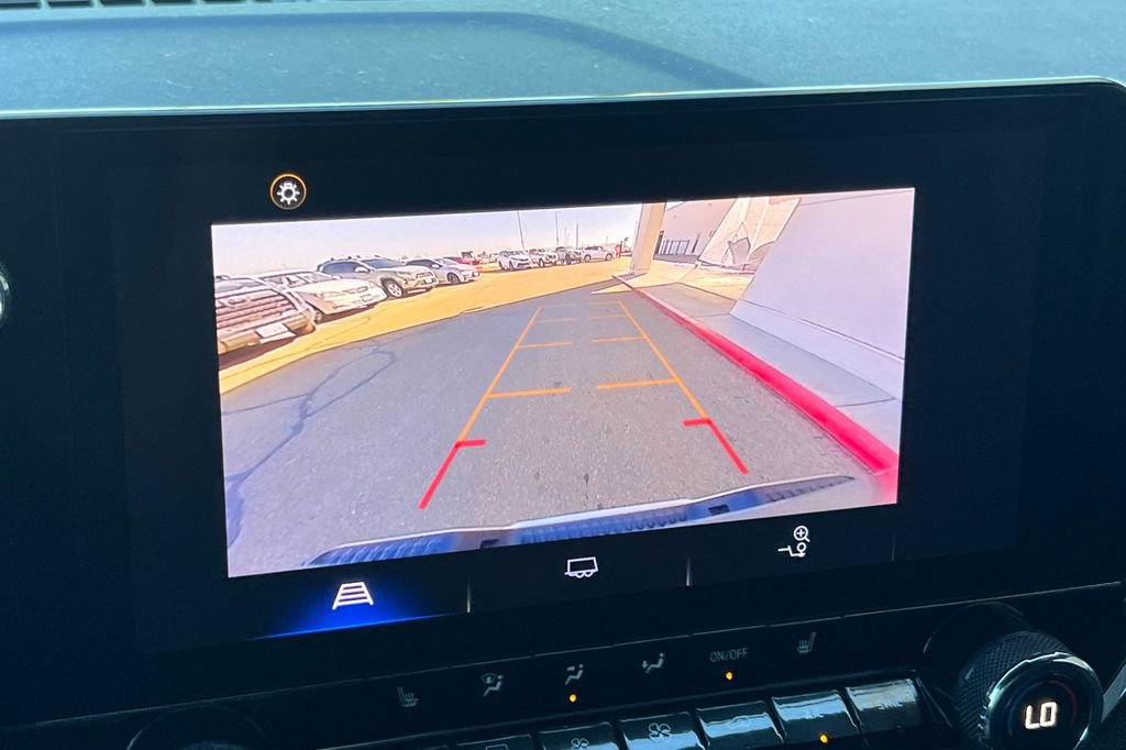 Used 2023 Chevrolet Colorado LT w/ LT Convenience Package II image 22