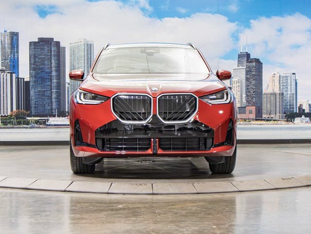 Used 2026 BMW X3 xDrive30i w/ Premium Package AWD/4WD image 3