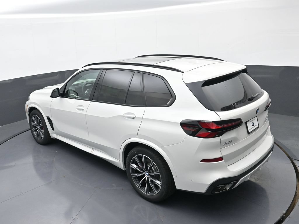 New 2026 BMW X5 xDrive40i w/ M Sport Package AWD/4WD image 34