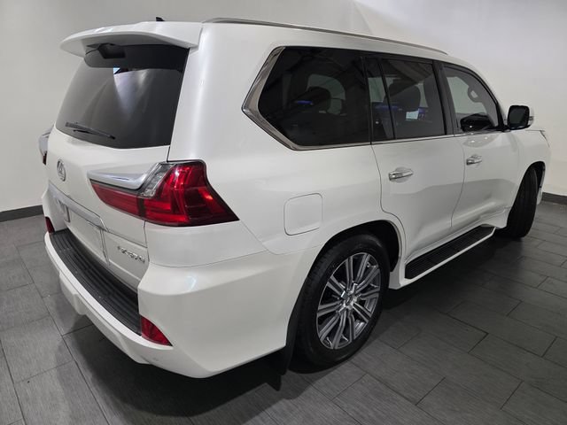 Used 2016 Lexus LX 570 4WD w/ Luxury Package image 5