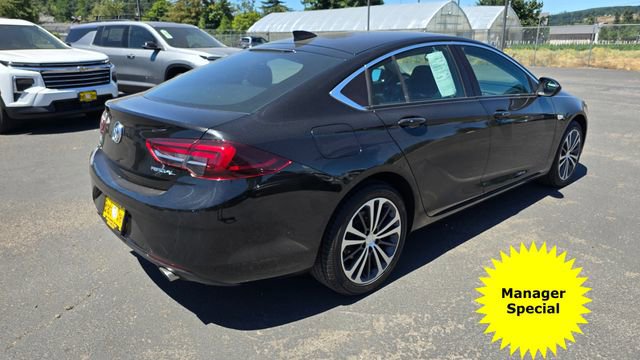 Used 2018 Buick Regal Essence image 4
