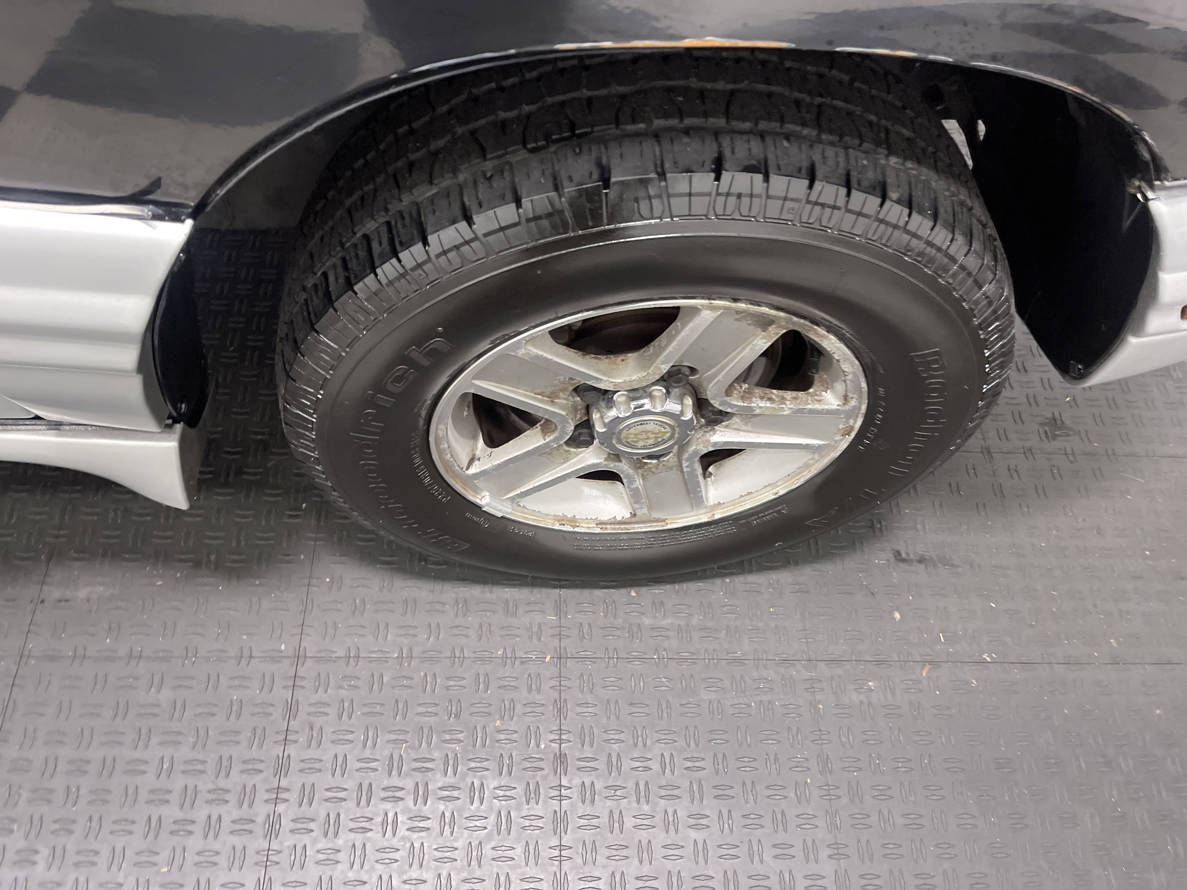 Used 2002 Chevrolet Tracker LT image 27