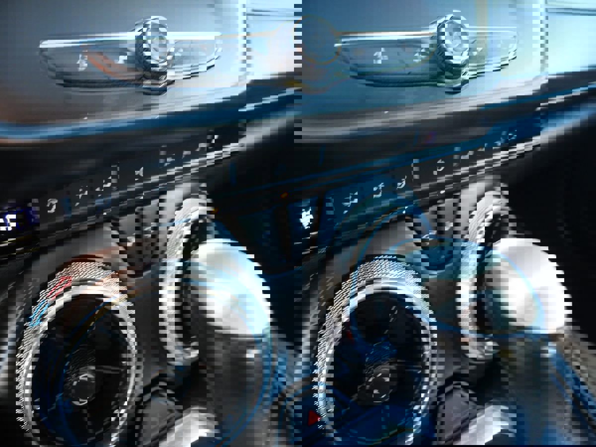 Used 2019 Chevrolet Camaro LT image 20