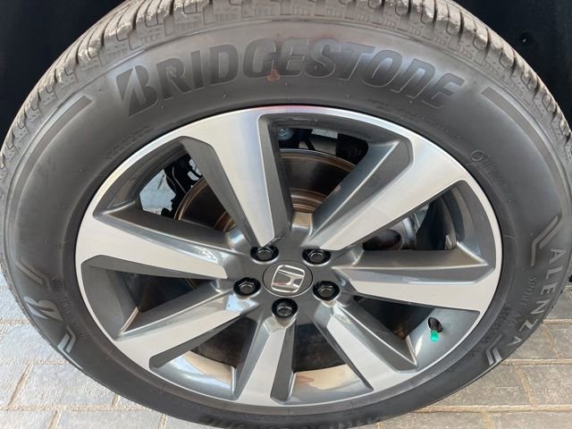 Used 2025 Honda Pilot Elite image 38
