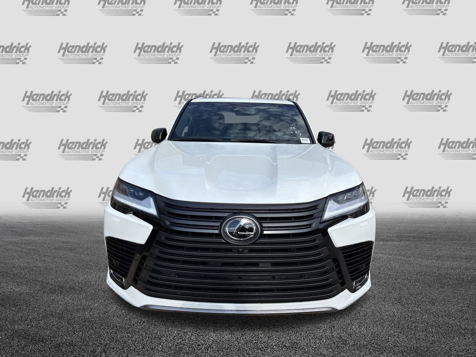 New 2025 Lexus LX 600 4WD w/ Luxury Package image 3