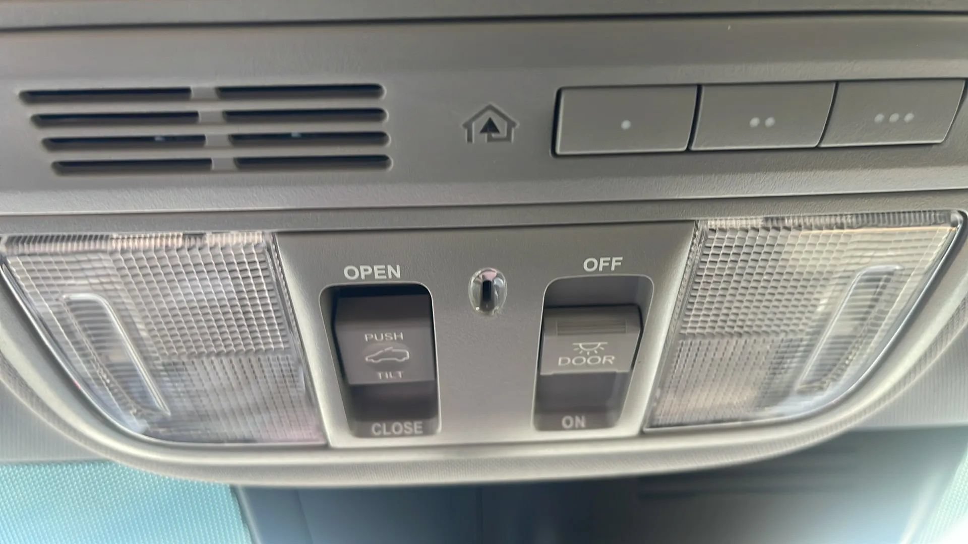 Used 2022 Honda CR-V EX-L image 31