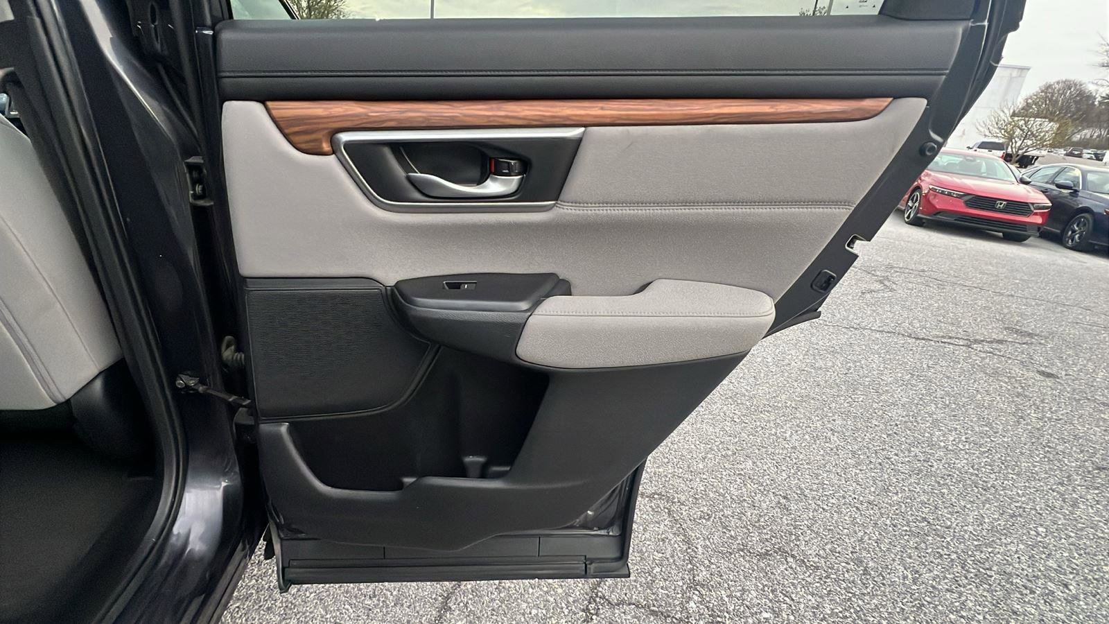 Used 2019 Honda CR-V EX image 14