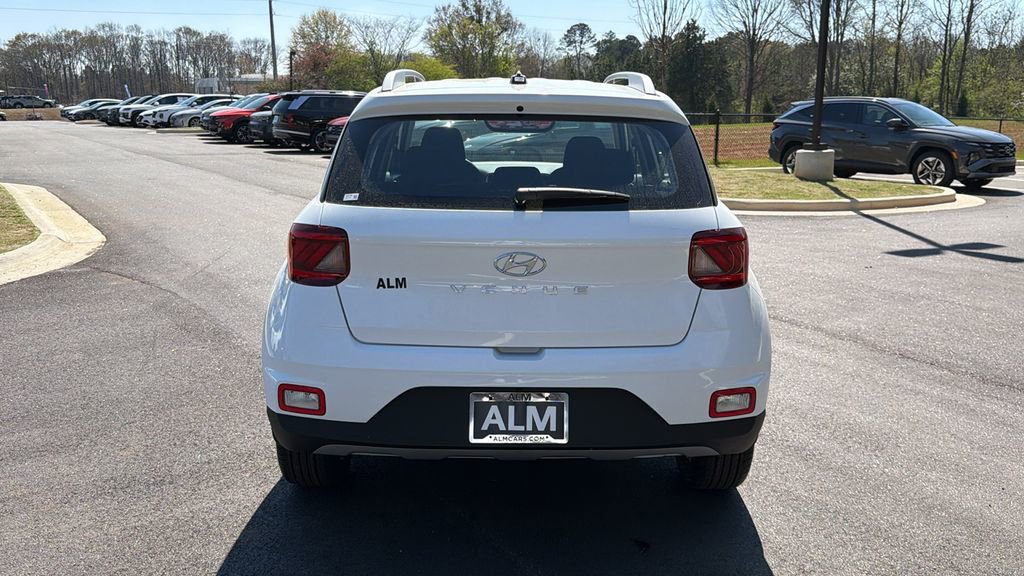New 2026 Hyundai Venue SEL FWD image 7