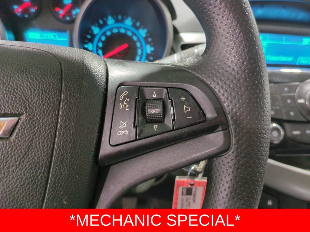 Used 2014 Chevrolet Cruze LS image 22