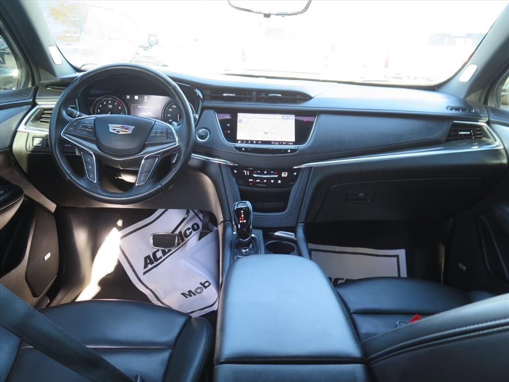 Used 2023 Cadillac XT5 Sportv w/ Technology Package image 22