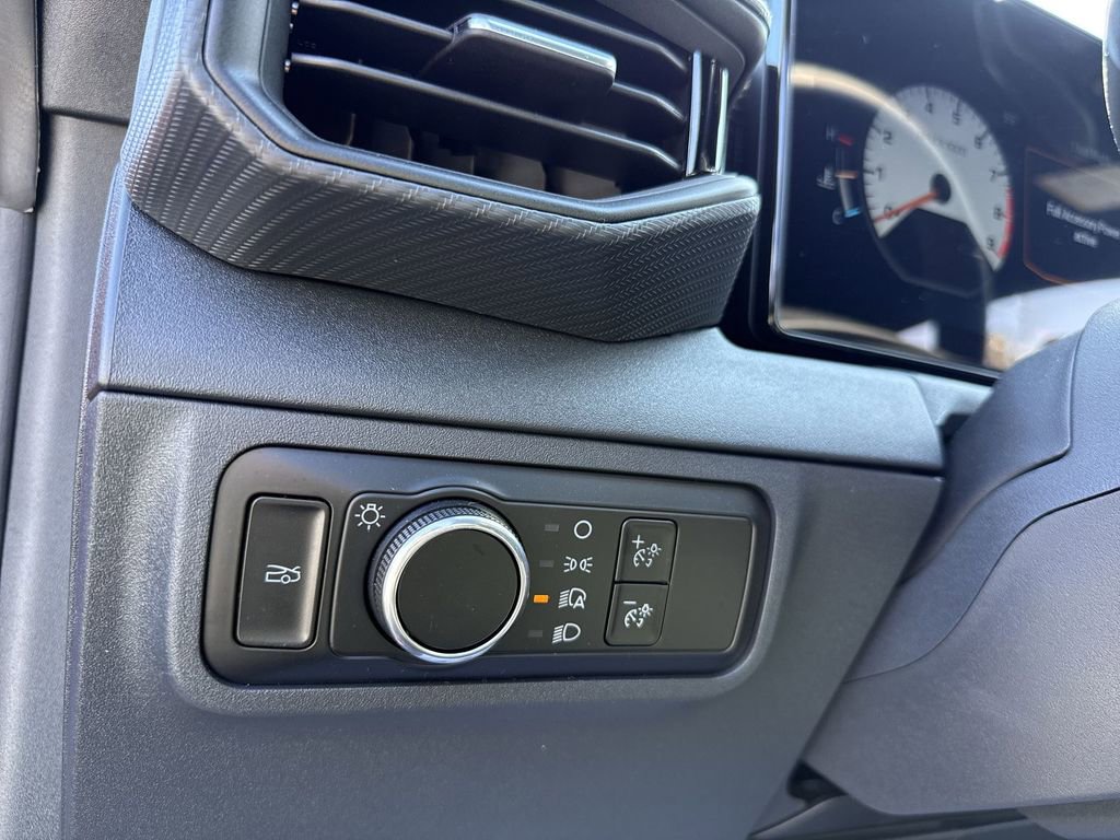 Used 2025 Ford Mustang GT RWD image 30