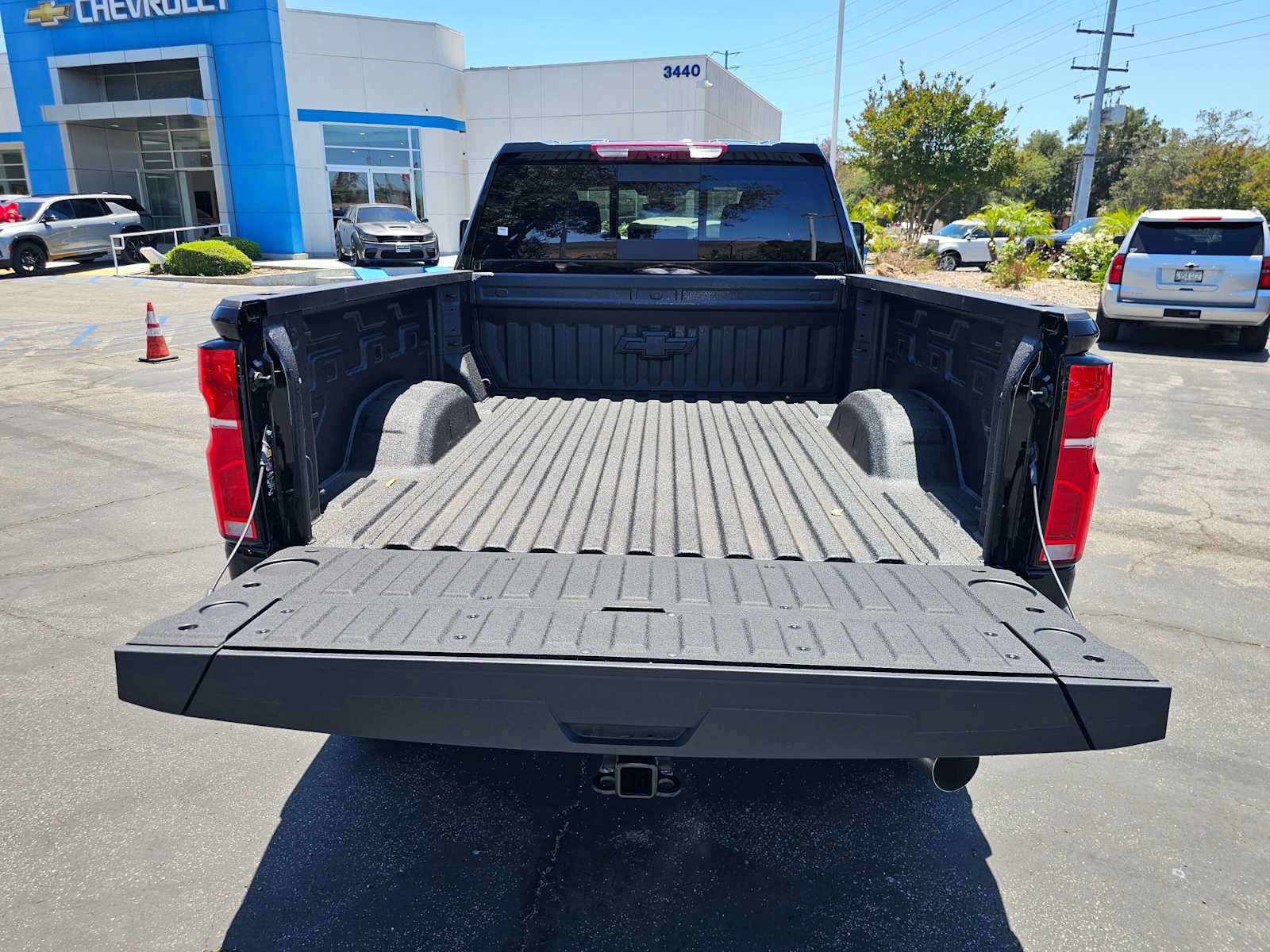 New 2026 Chevrolet Silverado 2500 ZR2 AWD/4WD image 22