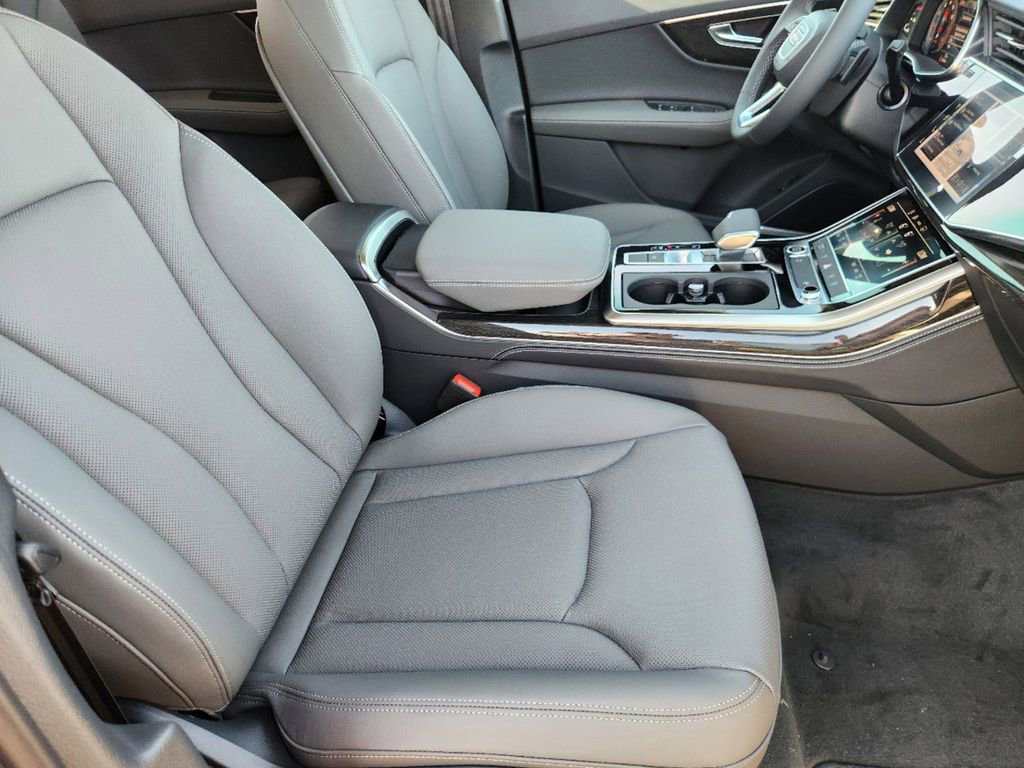 New 2025 Audi Q7 3.0T Premium Plus image 14