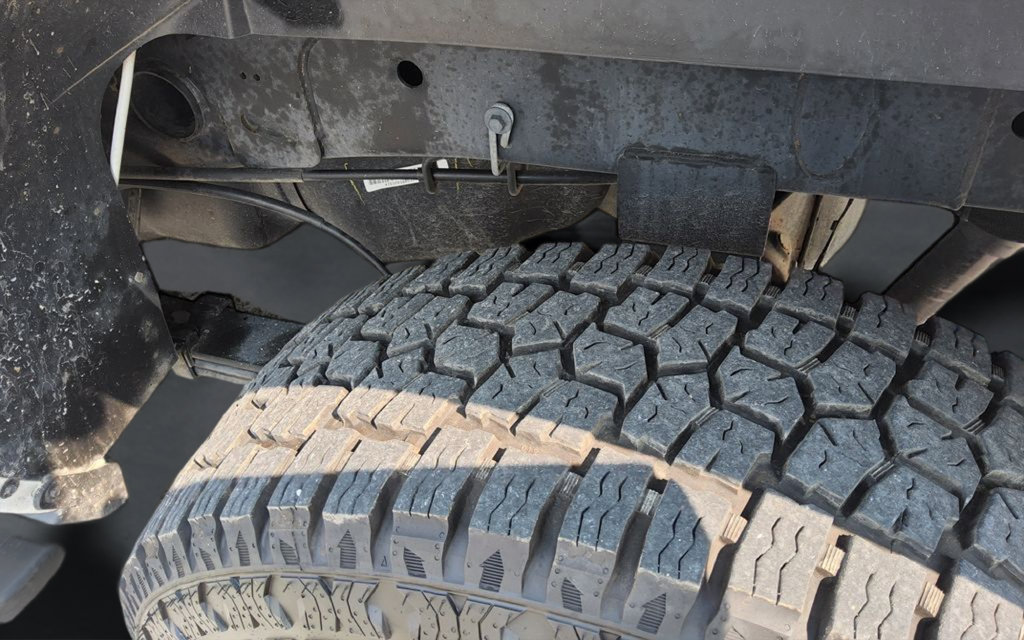 Used 2025 RAM 3500 Laramie AWD/4WD image 43