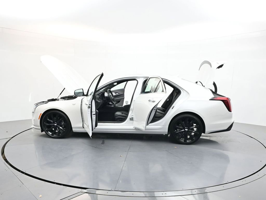 Used 2024 Cadillac CT4 Luxury w/ LPO, ONYX Package RWD image 41