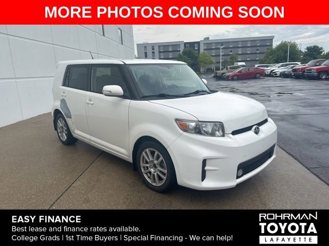 Used 2012 Scion xB FWD image 3