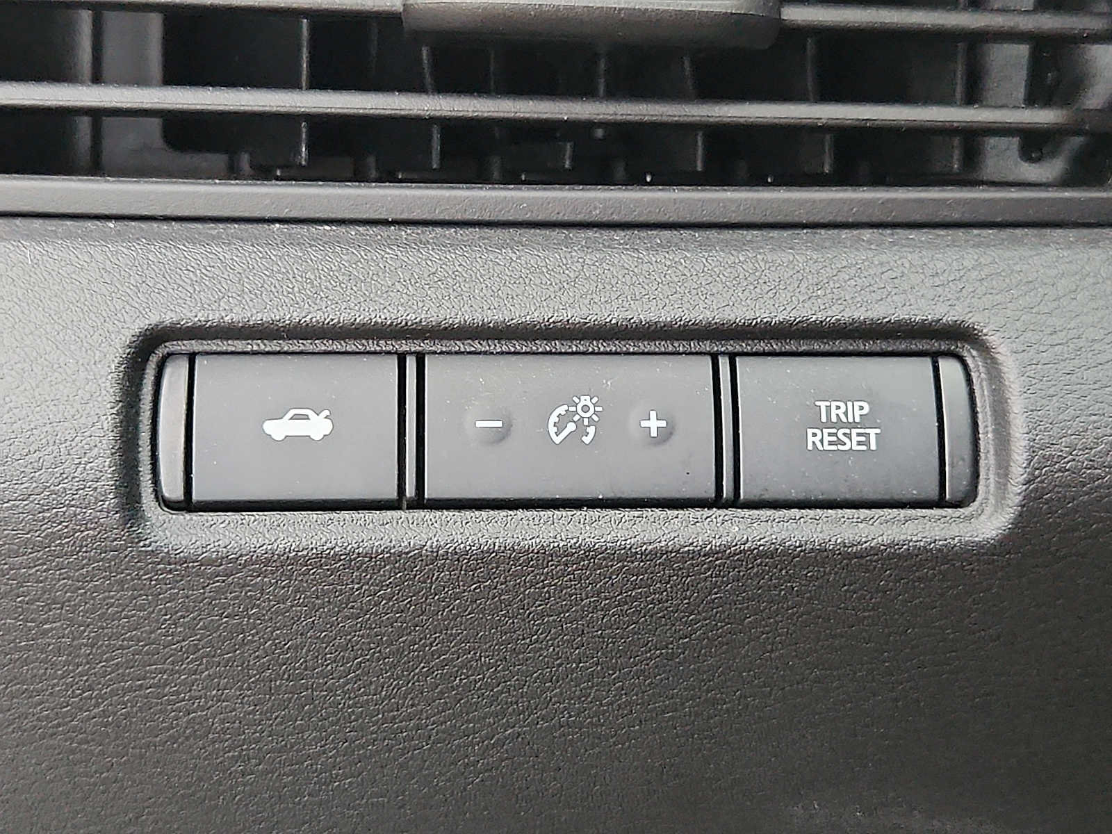 Used 2023 Nissan Altima 2.5 SR FWD image 22