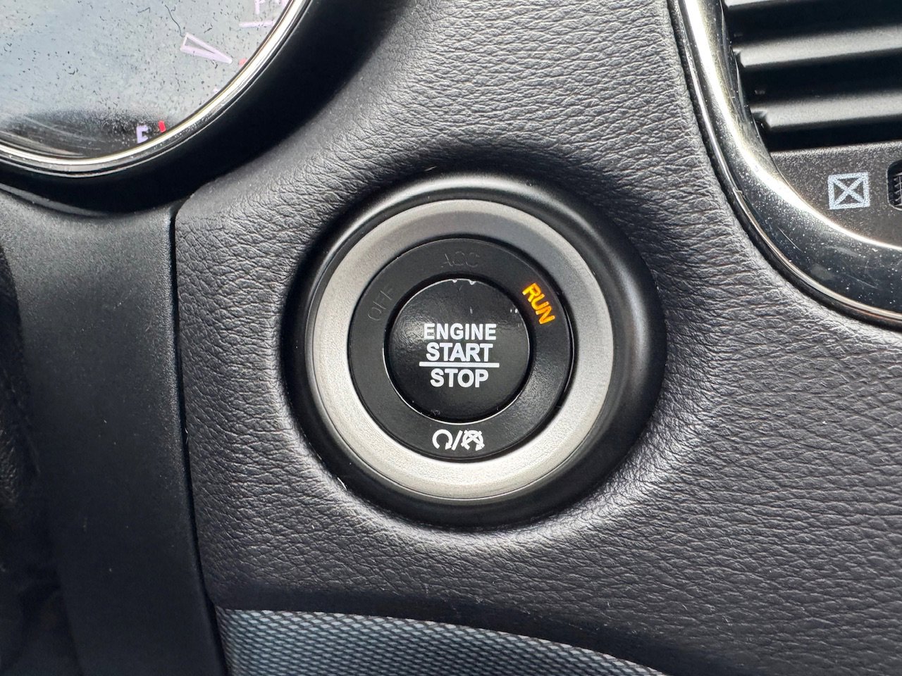 Used 2019 Dodge Durango R/T w/ Blacktop Package image 26