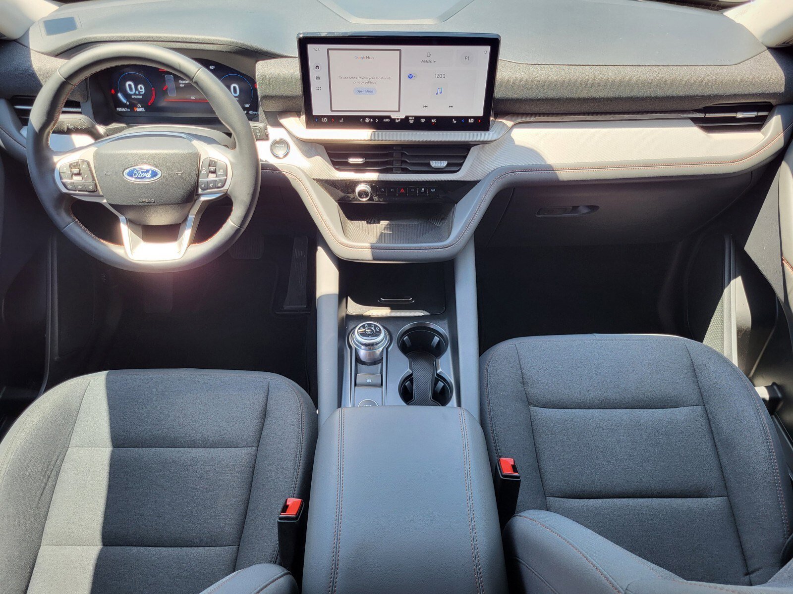 Used 2025 Ford Explorer Active RWD image 13