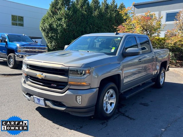 Used 2017 Chevrolet Silverado 1500 LT w/ All Star Edition AWD/4WD image 3
