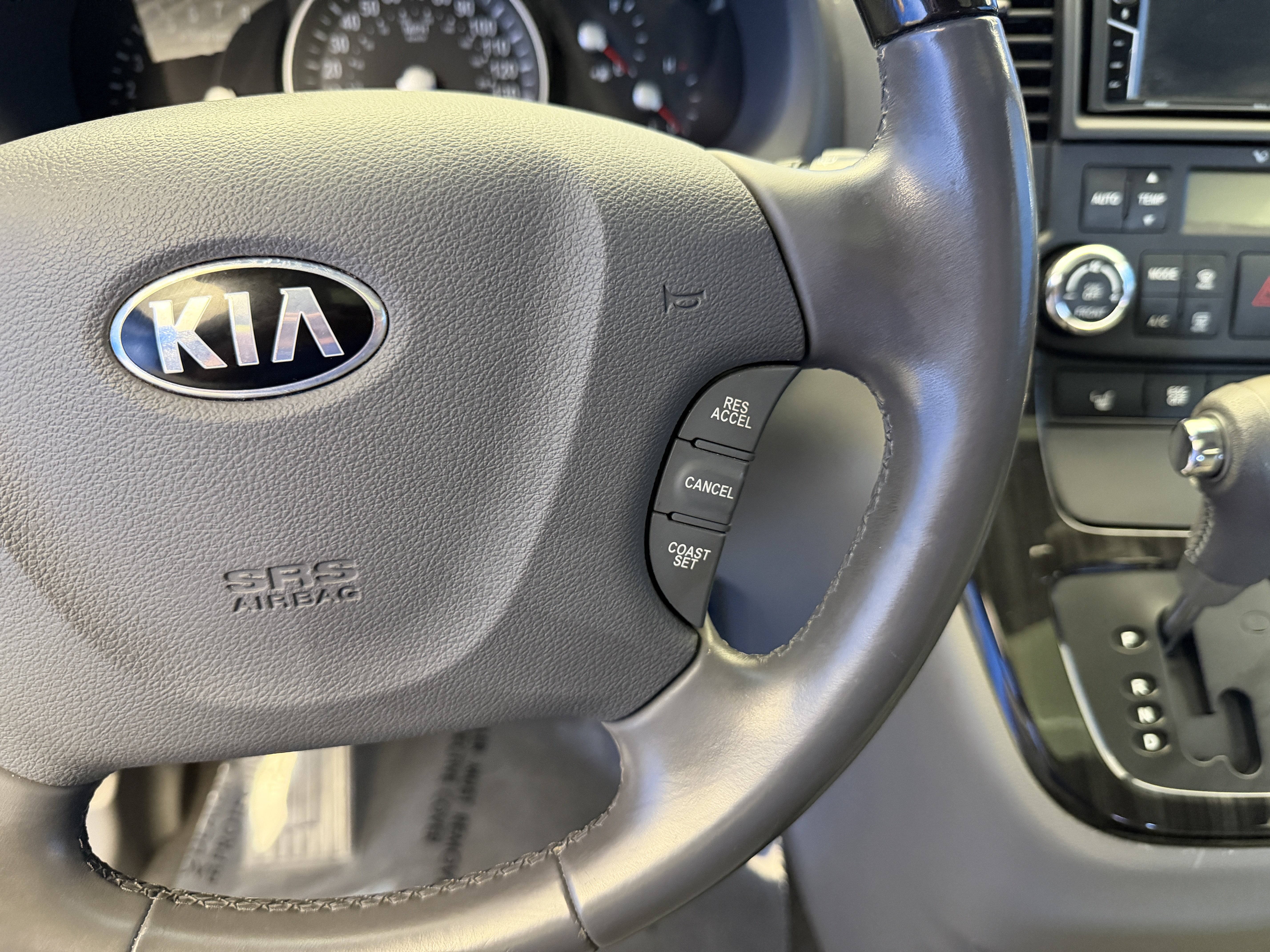 Used 2014 Kia Sedona EX w/ Navigation Package FWD image 15