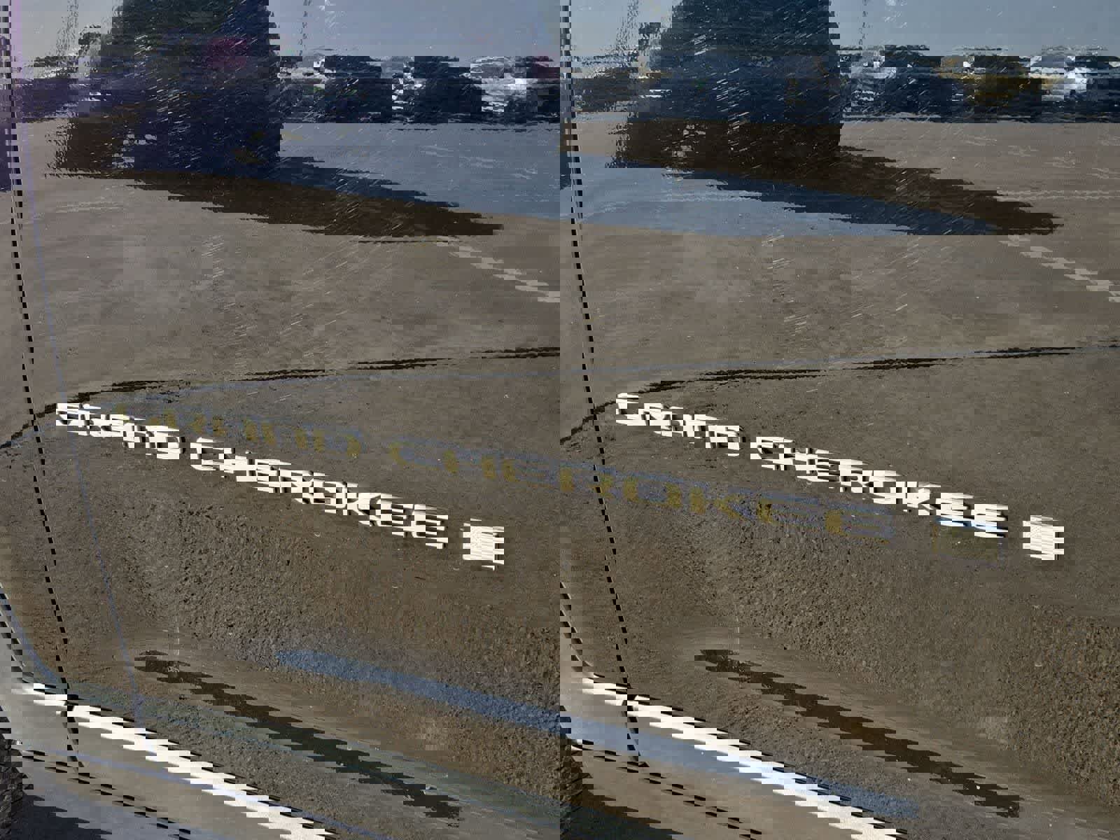 Used 2022 Jeep Grand Cherokee L Limited image 11