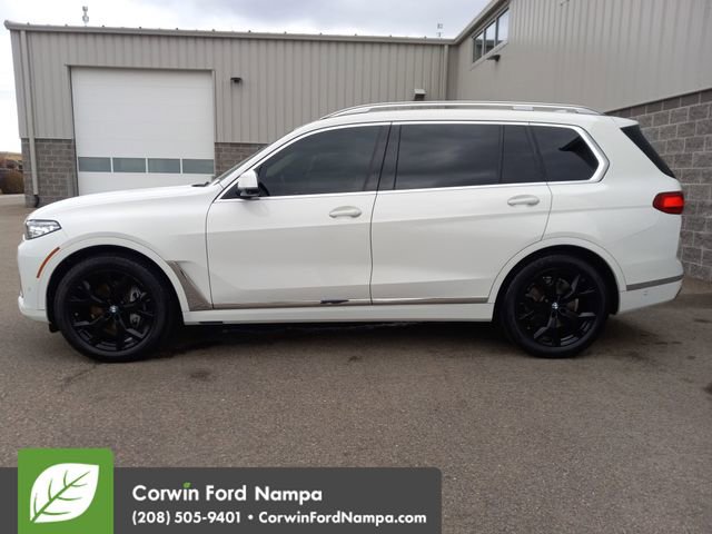 Used 2021 BMW X7 xDrive40i w/ Cold Weather Package image 6