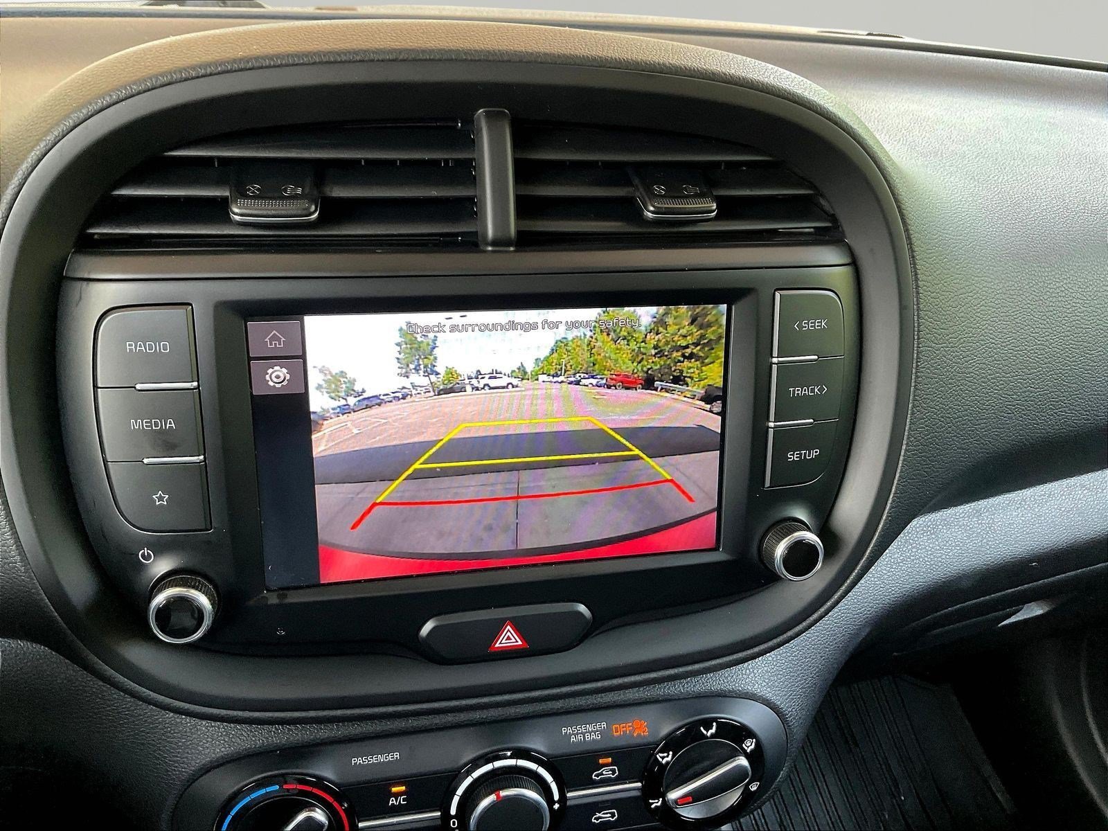 Used 2023 Kia Soul LX FWD image 13