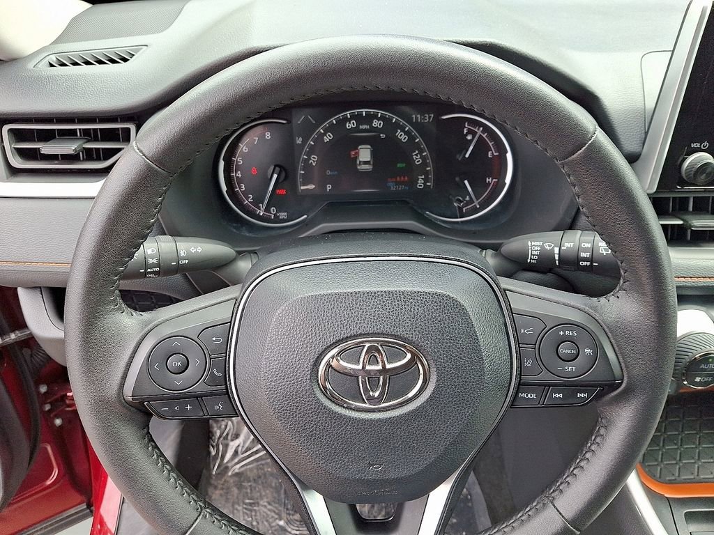Used 2024 Toyota RAV4 Adventure image 19