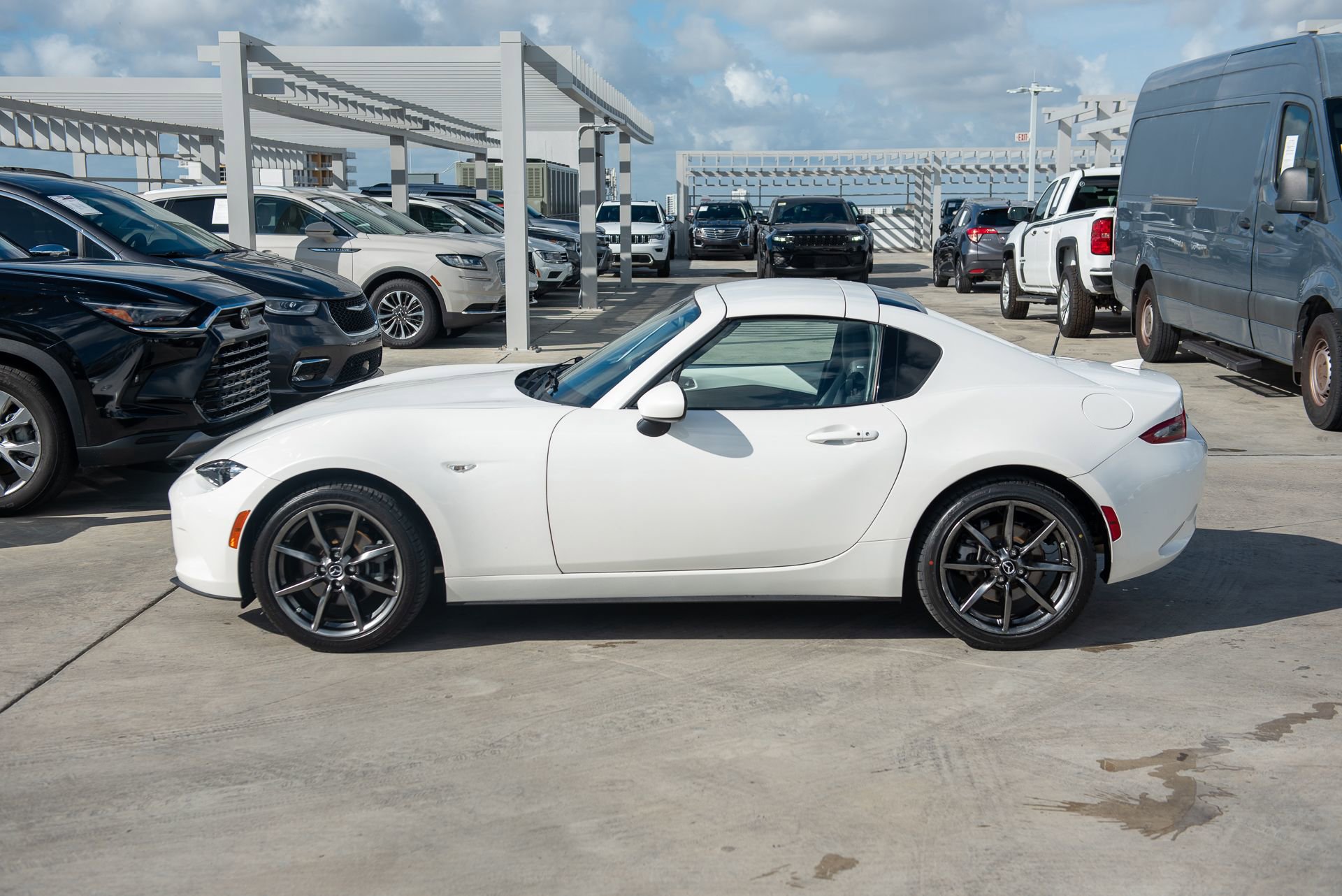 Used 2018 MAZDA MX-5 Miata RF Grand Touring image 41