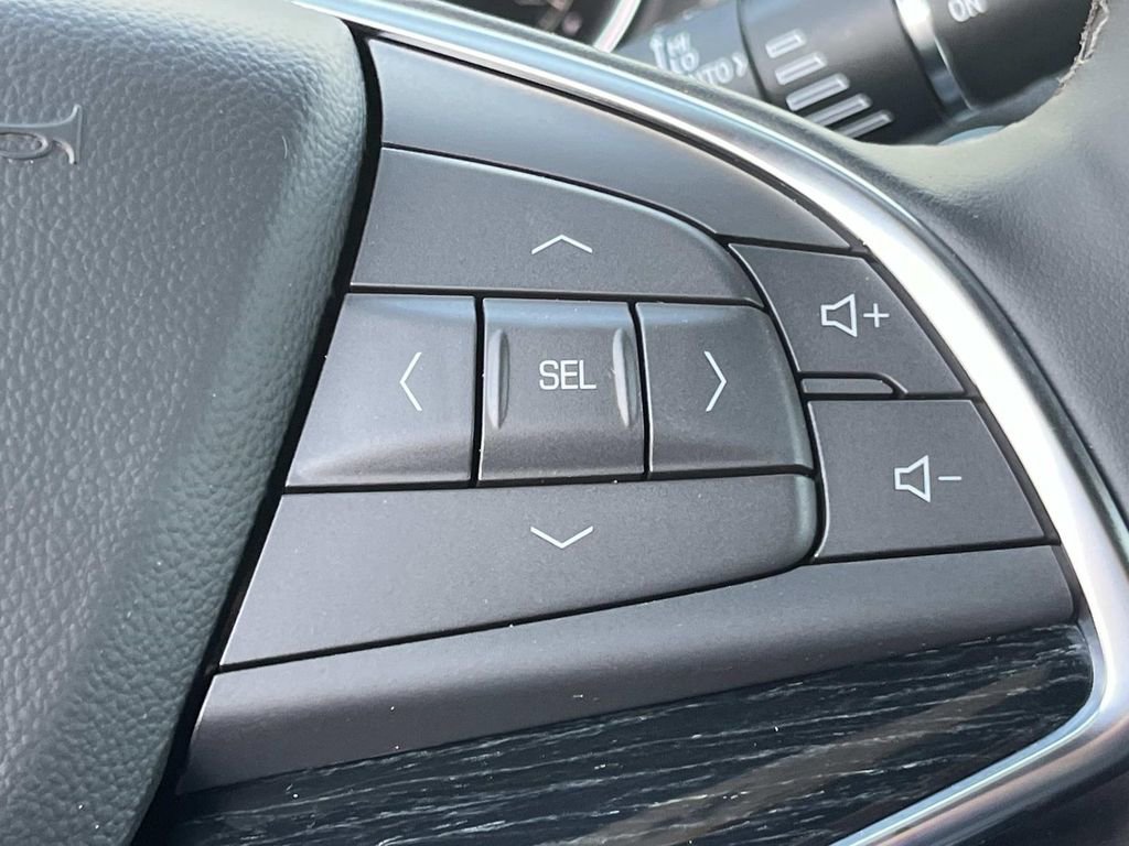 New 2025 Cadillac XT5 Premium Luxury image 30