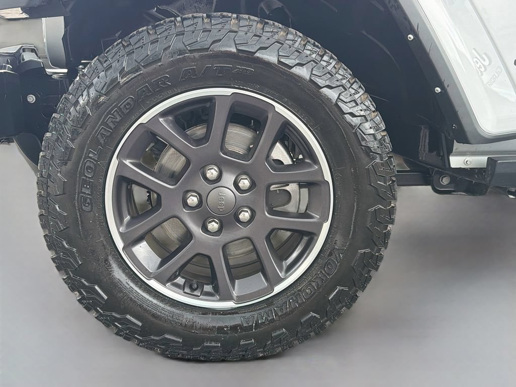 Used 2022 Jeep Gladiator Overland w/ Popular Equipment Package AWD/4WD image 38
