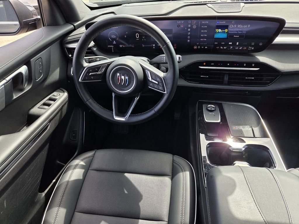 Used 2025 Buick Enclave Preferred FWD image 12