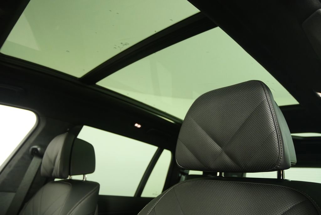 Used 2026 BMW X7 xDrive40i w/ M Sport Package image 12