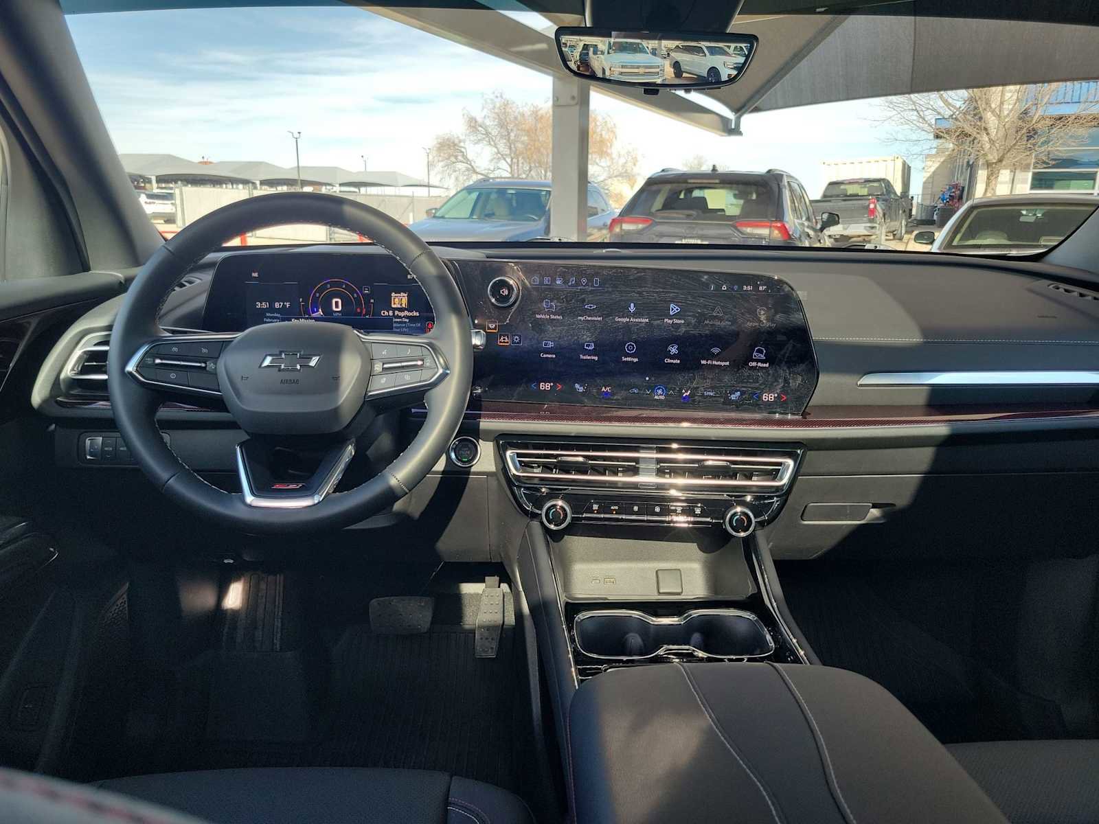 Used 2026 Chevrolet Traverse Z71 w/ Driver Confidence Package image 16