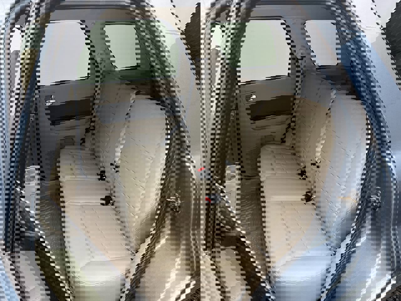 Used 2010 Ford Escape Limited image 12