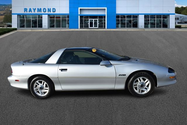 Used 1996 Chevrolet Camaro Z28 RWD image 2