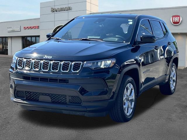 Used 2025 Jeep Compass Sport AWD/4WD image 3