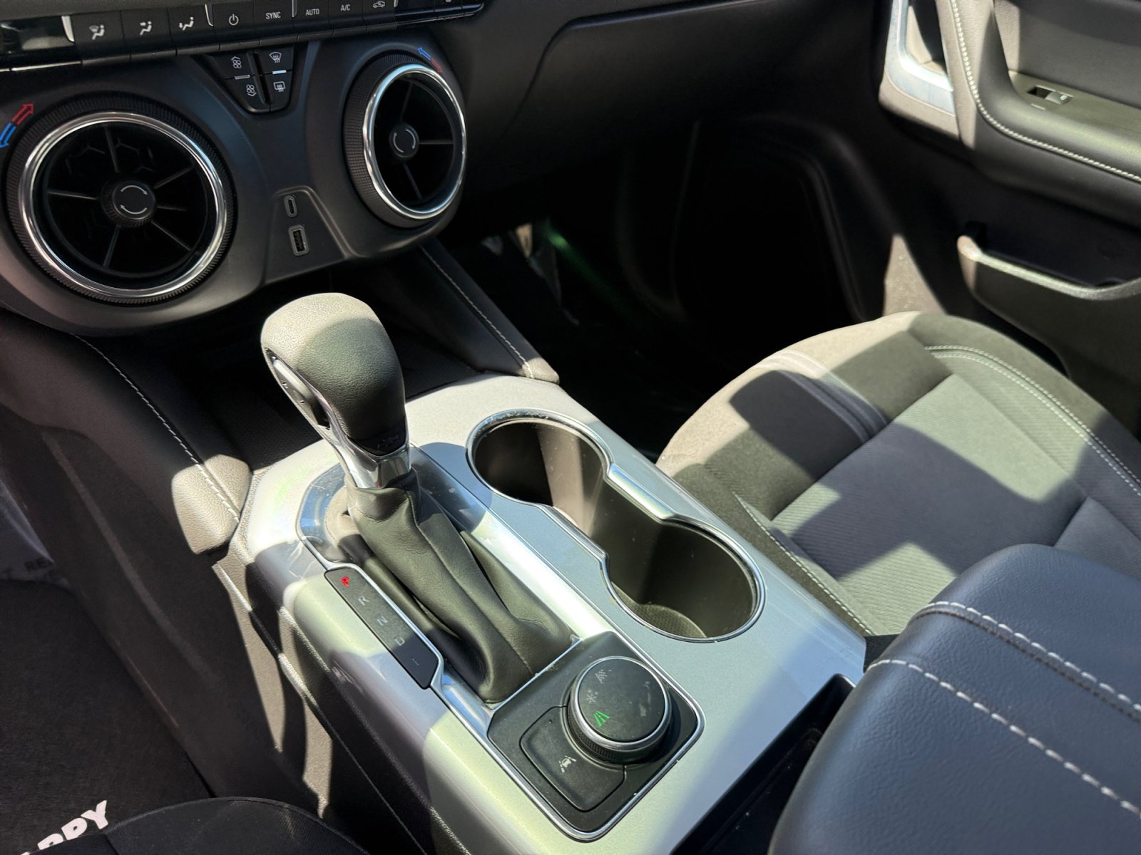 Used 2023 Chevrolet Blazer LT w/ Convenience Package FWD image 13
