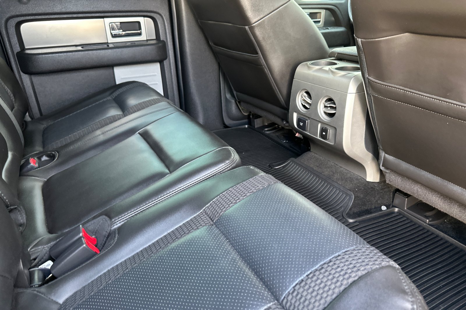 Used 2013 Ford F150 Raptor w/ Luxury Equipment Group AWD/4WD image 17