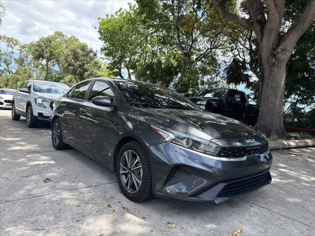 Used 2023 Kia Forte LXS FWD image 4