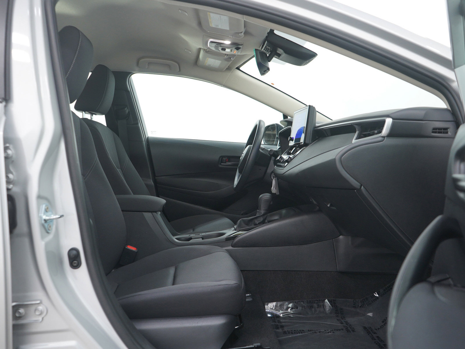 Used 2024 Toyota Corolla LE image 11