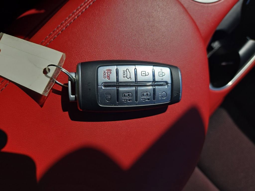 Used 2023 Genesis GV70 2.5T w/ Sport Prestige Package image 12